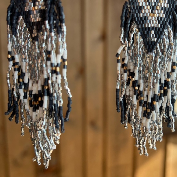 💝New! Gorgeous Silver Gray Beaded tassel boho western tribal earrings jewelry - Picture 7 of 8